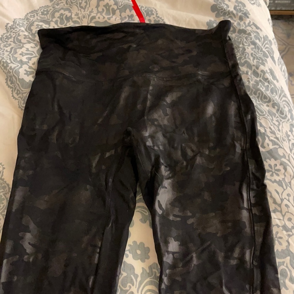 SPANX Faux Leather Camo Pattern Leggings